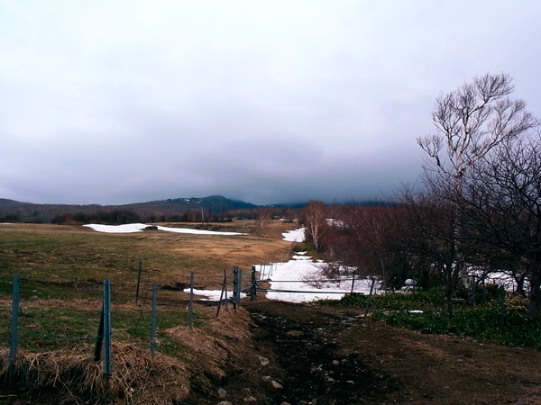 四阿山