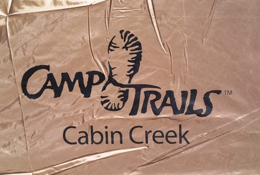 新幕その①。　CAMP TRAILS　Cabin Creek