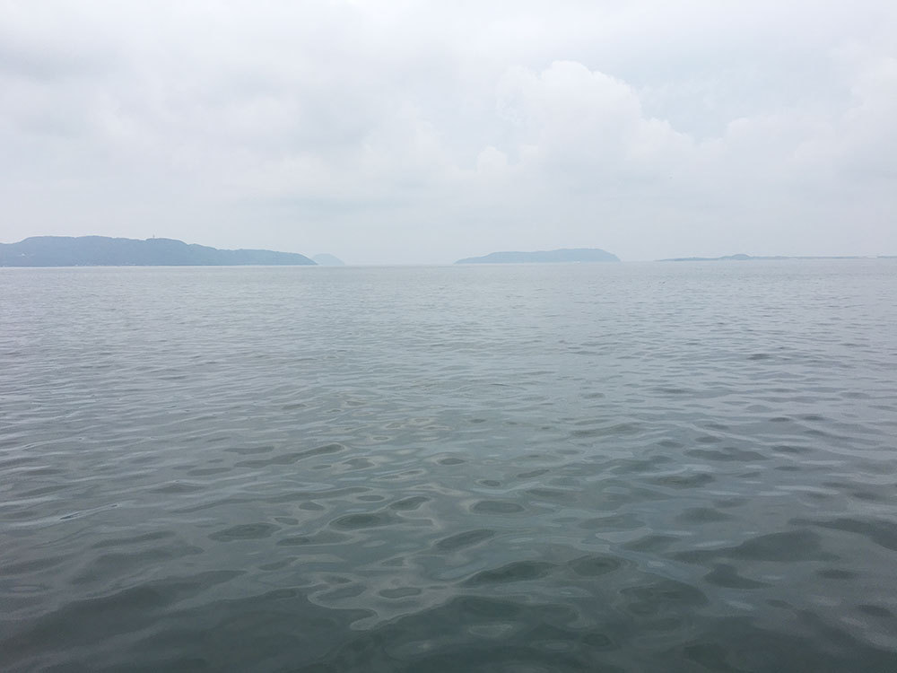 博多湾内 博多湾内