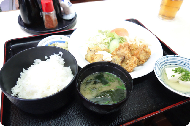 【福岡・警固】今では希少な昭和のお食事処『大門』ランチの食堂、定食 大門ランチ01