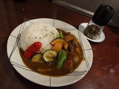 薬院 回さんの薬膳的美味しいランチカレー 薬院 回さんの薬膳的美味しいランチカレー