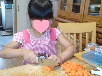 娘たちの夕飯作り 娘たちの夕飯作り