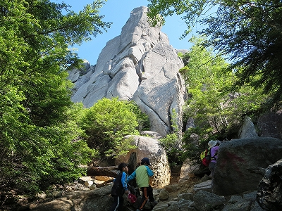 子供と登山 瑞牆山 富士見平小屋で初テント場泊!!後編 子供と登山 瑞牆山 富士見平小屋で初テント場泊!!後編