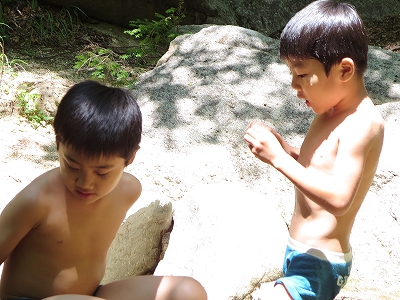 子供と登山 瑞牆山 富士見平小屋で初テント場泊!!後編 子供と登山 瑞牆山 富士見平小屋で初テント場泊!!後編