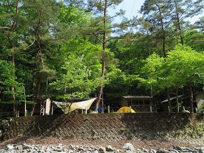 山梨県　甲武キャンプ村　森の奥、谷底のキャンプ場は人情キャンプ場でした（後編）