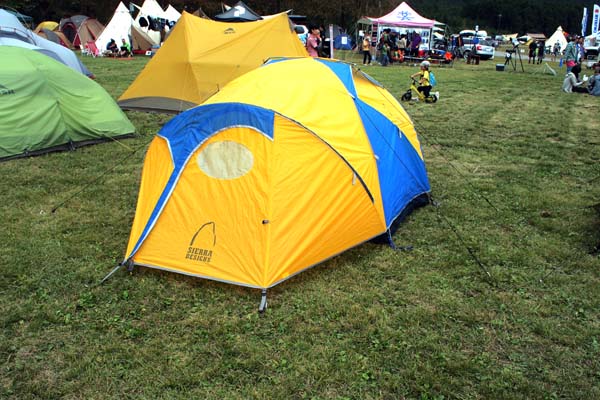 GOOUTCAMPにも展示されてたテントがお買い得！