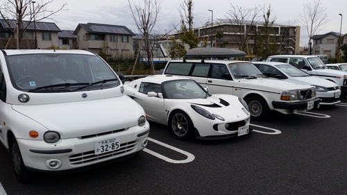 今年最後のカーライフラボ テーマは「白い車」 湘南T-site 今年最後のカーライフラボ テーマは「白い車」 湘南T-site