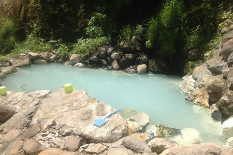 河原の湯