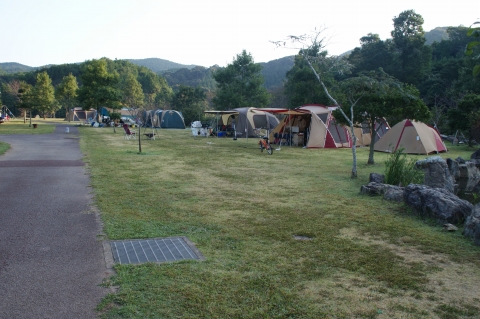 伊佐の浦公園　キャンプ場