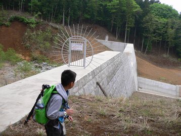 山梨県 父子お泊りハイキング1 鳥ノ胸山 道の駅どうしより周回 とんのむねやま 山梨県 父子お泊りハイキング1 鳥ノ胸山 道の駅どうしより周回 とんのむねやま