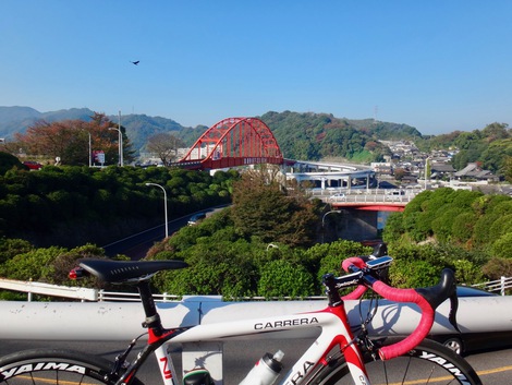 音戸大橋を渡り 倉橋島へ  良い天気に恵まれました！