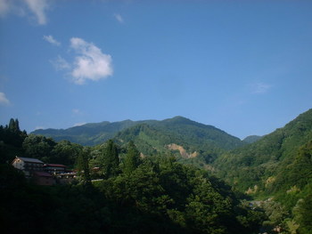 日本百名山の宿　山田旅館へ　小谷温泉