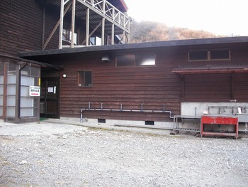 お山で生ビール。(´・∀・`)ぷっは~