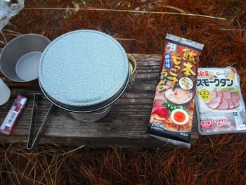 お山で生ビール。(´・∀・`)ぷっは~