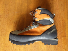 マイ登山靴　スカルパ　トリオレプロ　ソールの張替え