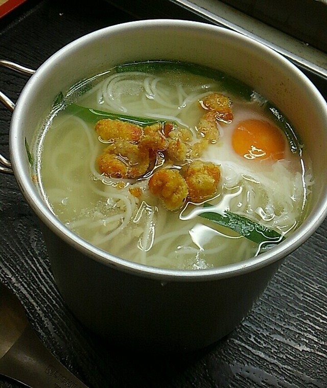 夏の名残りのそーめんで作る “鶏肉ニラ玉にゅうめん” 夏の名残りのそーめんで作る “鶏肉ニラ玉にゅうめん”
