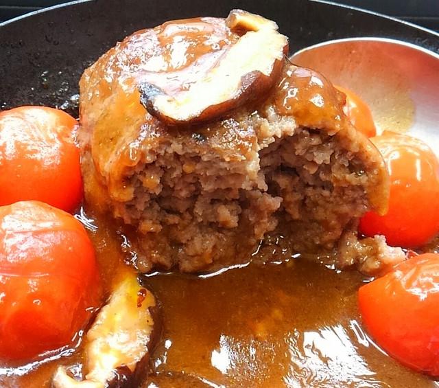 ちびパンで作るYo!手ごねげんこつハンバーグ ちびパンで作るYo!手ごねげんこつハンバーグ