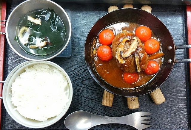 ちびパンで作るYo!手ごねげんこつハンバーグ ちびパンで作るYo!手ごねげんこつハンバーグ