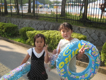 王仁公園(わにこうえん)プールに行きました(#^.^#)