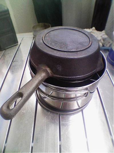 鍋セット コンパクトに 苦心です