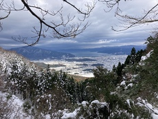 雪の野坂山