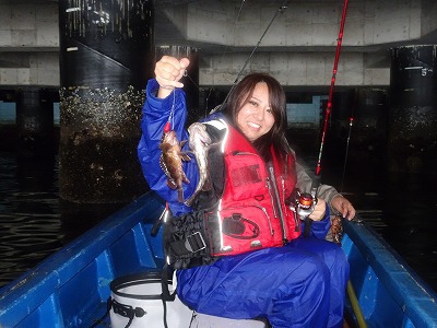 魚のから揚げは二度揚げ、三度揚げする 魚のから揚げは二度揚げ、三度揚げする