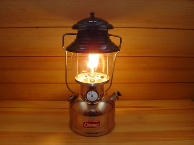 『Coleman ２０２　 １９５４－８ LANTERN』