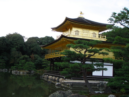 秋の金閣寺　嵐山