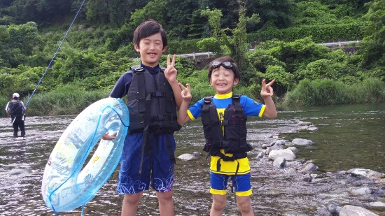 いつもの河原でデイキャン川遊び！田代運動公園前の河原！！