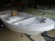 W14　追加塗装　その２　　U-15F　船底掃除
