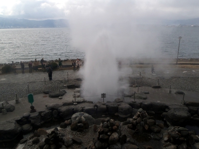 初の諏訪湖