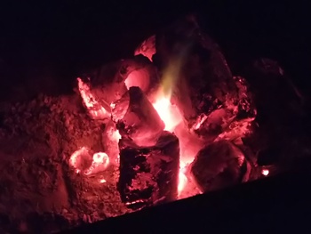 肉を焼いて最後の連休を...〆。