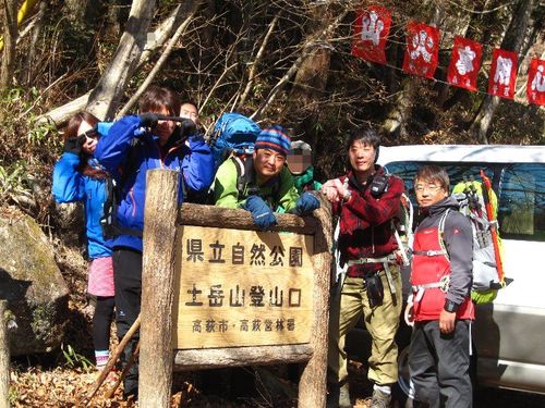 小滝沢キャンプ場と土岳トレッキング