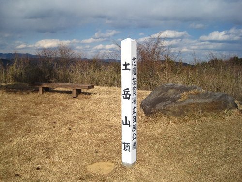 小滝沢キャンプ場と土岳トレッキング