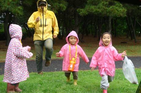 ＧＷ第２弾、雨の若洲海浜公園キャンプ場・・・(爆)