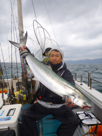 敦賀湾内に、ジギング！