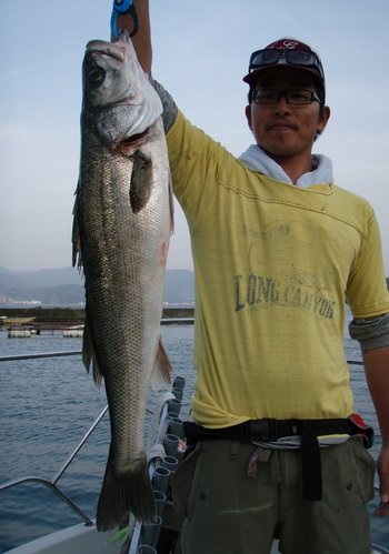 敦賀沖から越前岬に、ジギング！