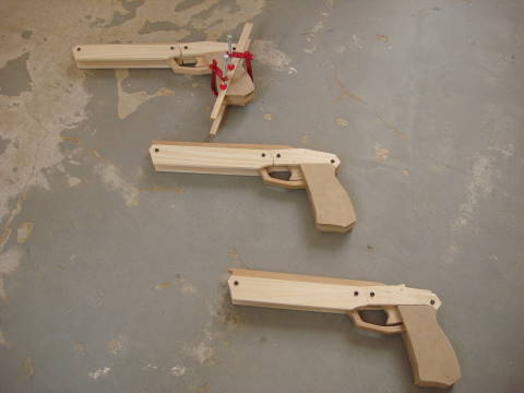 初心者の子連れアウトドア At 沖縄 かっこいい木製ゴム銃を作ってみた しかも３丁