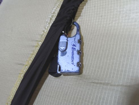 グッズ№50　ロック（盗難防止用鍵）