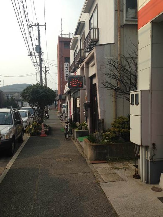 フィネスなおじさん☆彡スネ汚と近所の決闘