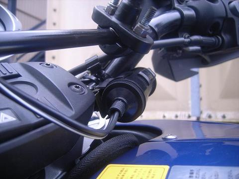 F650GS DAKAR 電源取り出し問題はなんとか解決