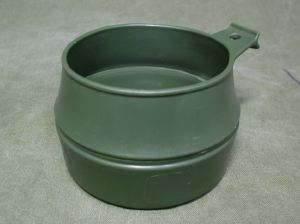 FOLD-A-CUP ?