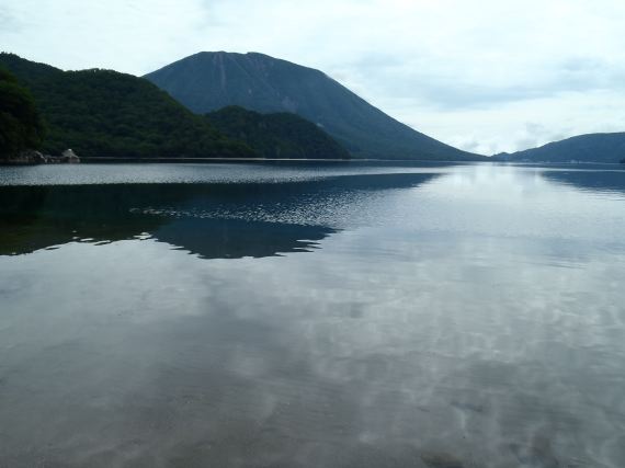 日光 中禅寺湖 千手ヶ浜
