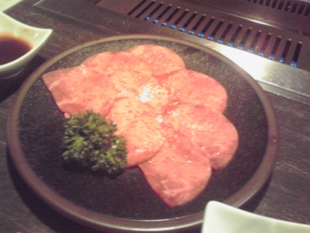 肉・・・・((((゜д゜;))))