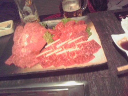 肉・・・・((((゜д゜;))))