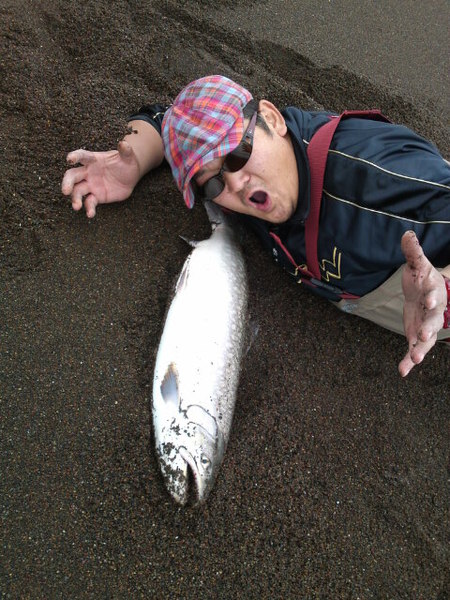 いつ、ダイヤが出るのかとヒヤヒヤ砂浜・・・・(^o^)v