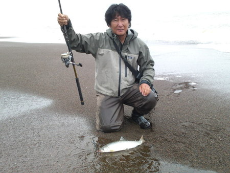 いつ、ダイヤが出るのかとヒヤヒヤ砂浜・・・・(^o^)v