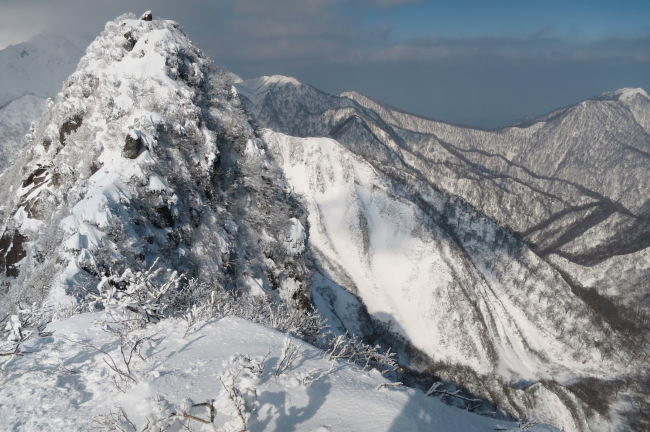 冬季烏ヶ山（新小屋ルート支尾根～カーラ谷南）