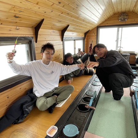 風来坊の桧原湖氷上ワカサギ釣り！もう楽しいったらありゃしない♪