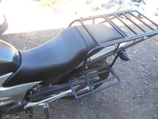 バイクのバッテリー充電です